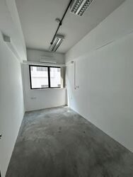 Lhk 2 (D13), Factory #570496831